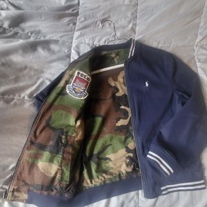 Its not being worn just sitting in the closet